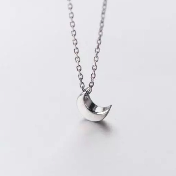 Jewelry - 925 Sterling Silver Tiny Moon Necklace